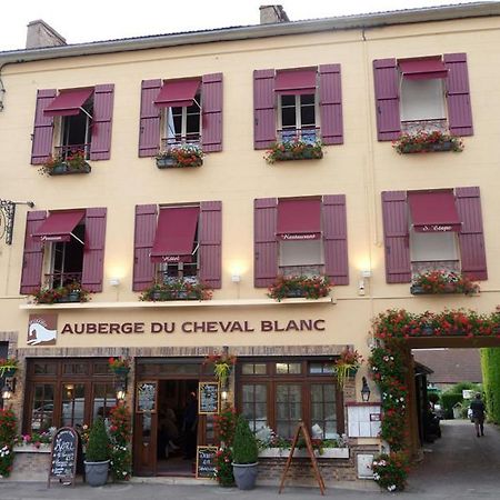 Auberge Du Cheval Blanc Avallon Eksteriør bilde
